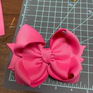 Hot pink hair bow